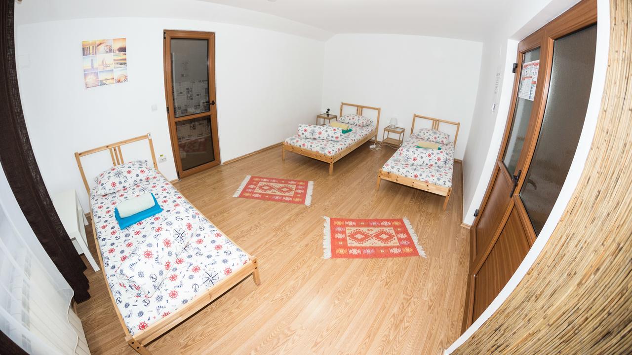Exit Routine Hostel Timisoara Luaran gambar